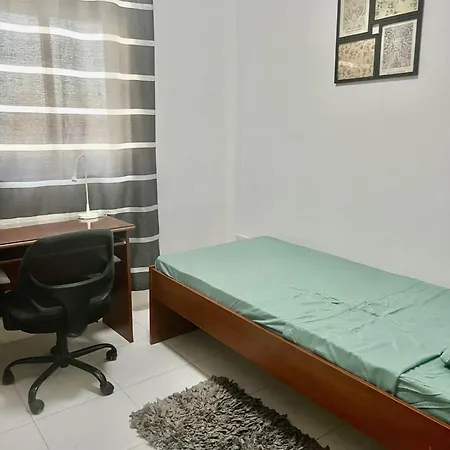 Spacious 3 Bedroom In Swatar - Appartement Birkirkara